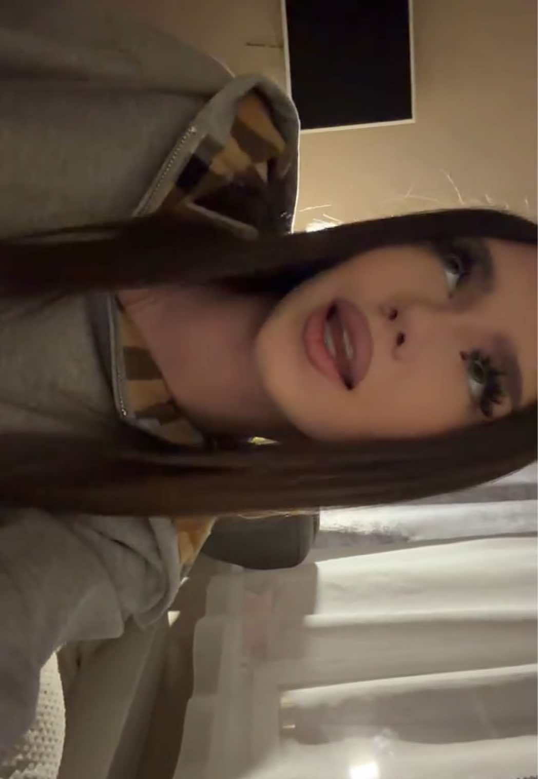 @nikaaa01