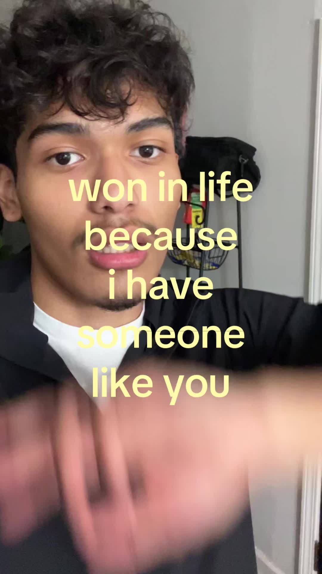 @️
