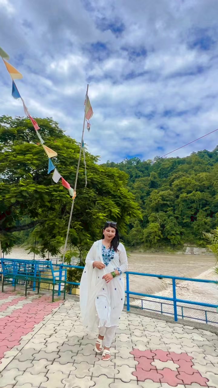 @मिस अनिसा 💎💫