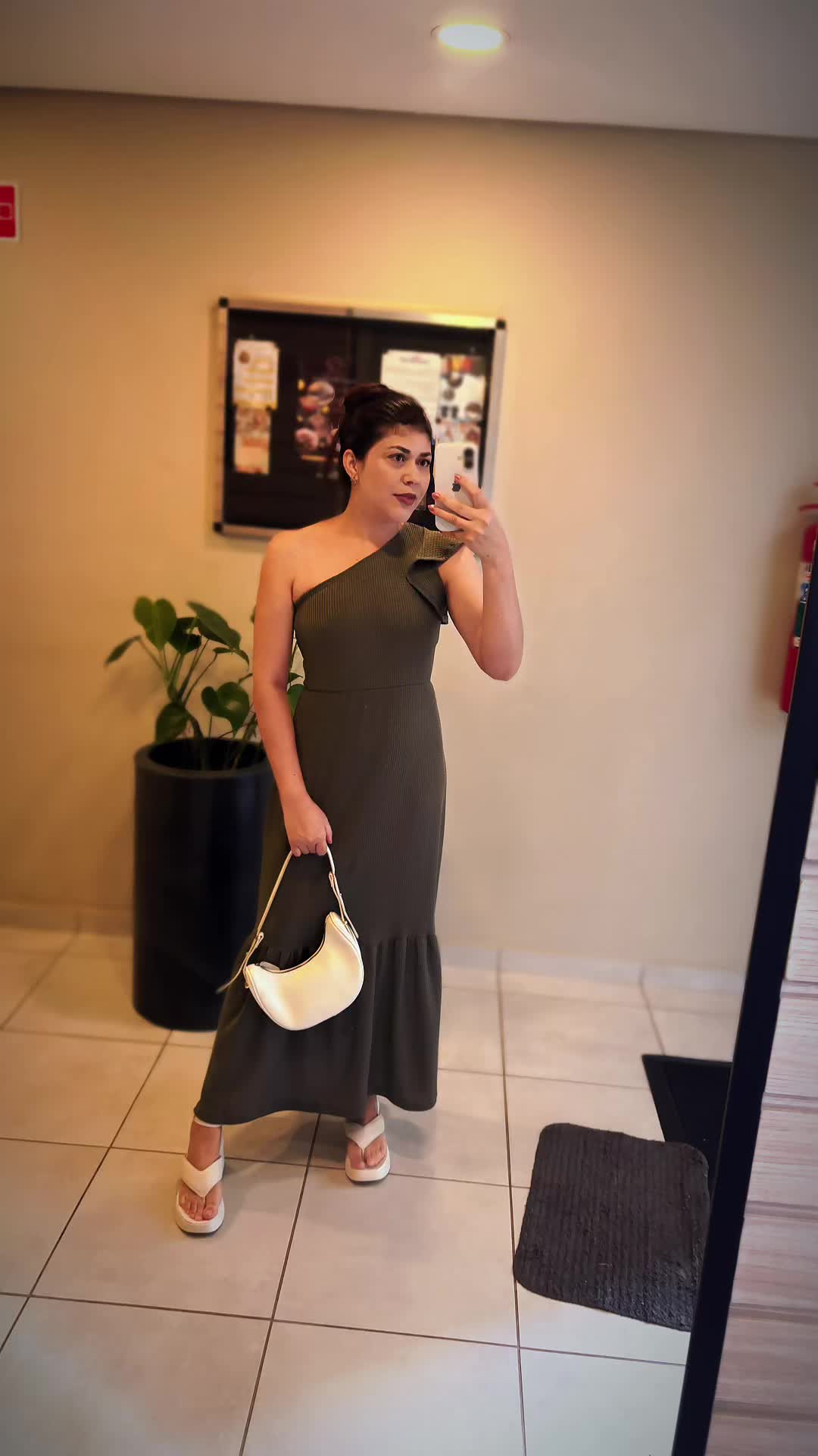 @Vania.ofcial