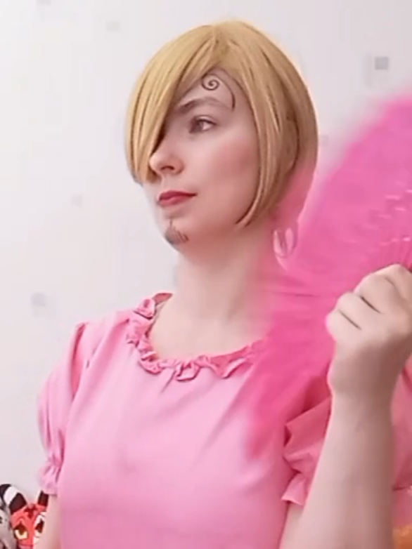 @Ame-cosplay