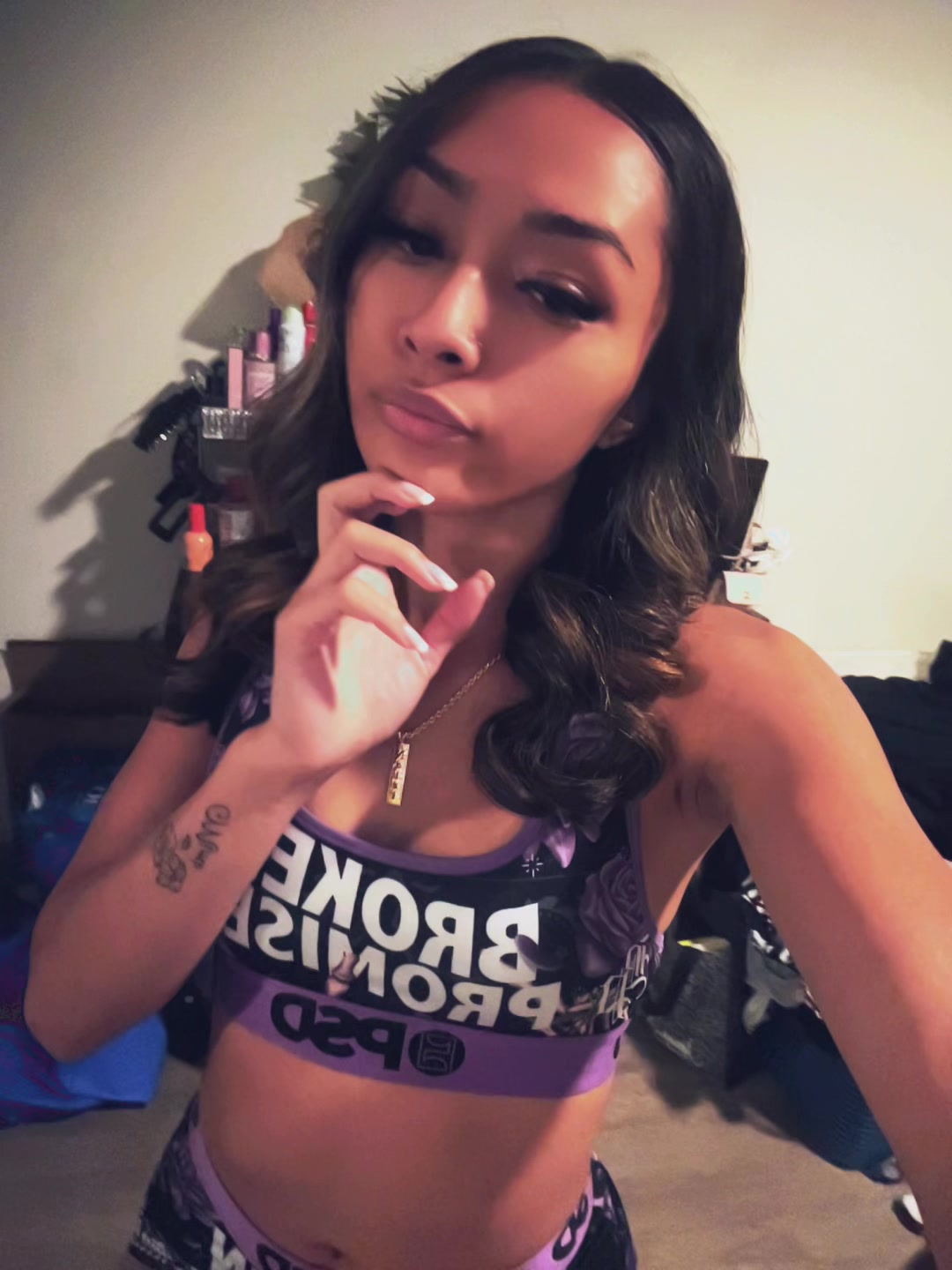 @🥂 .