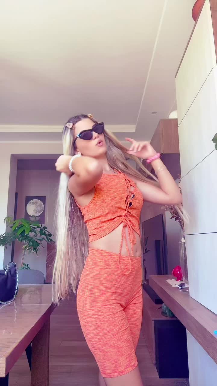 @𝑔𝑎𝑖𝑎