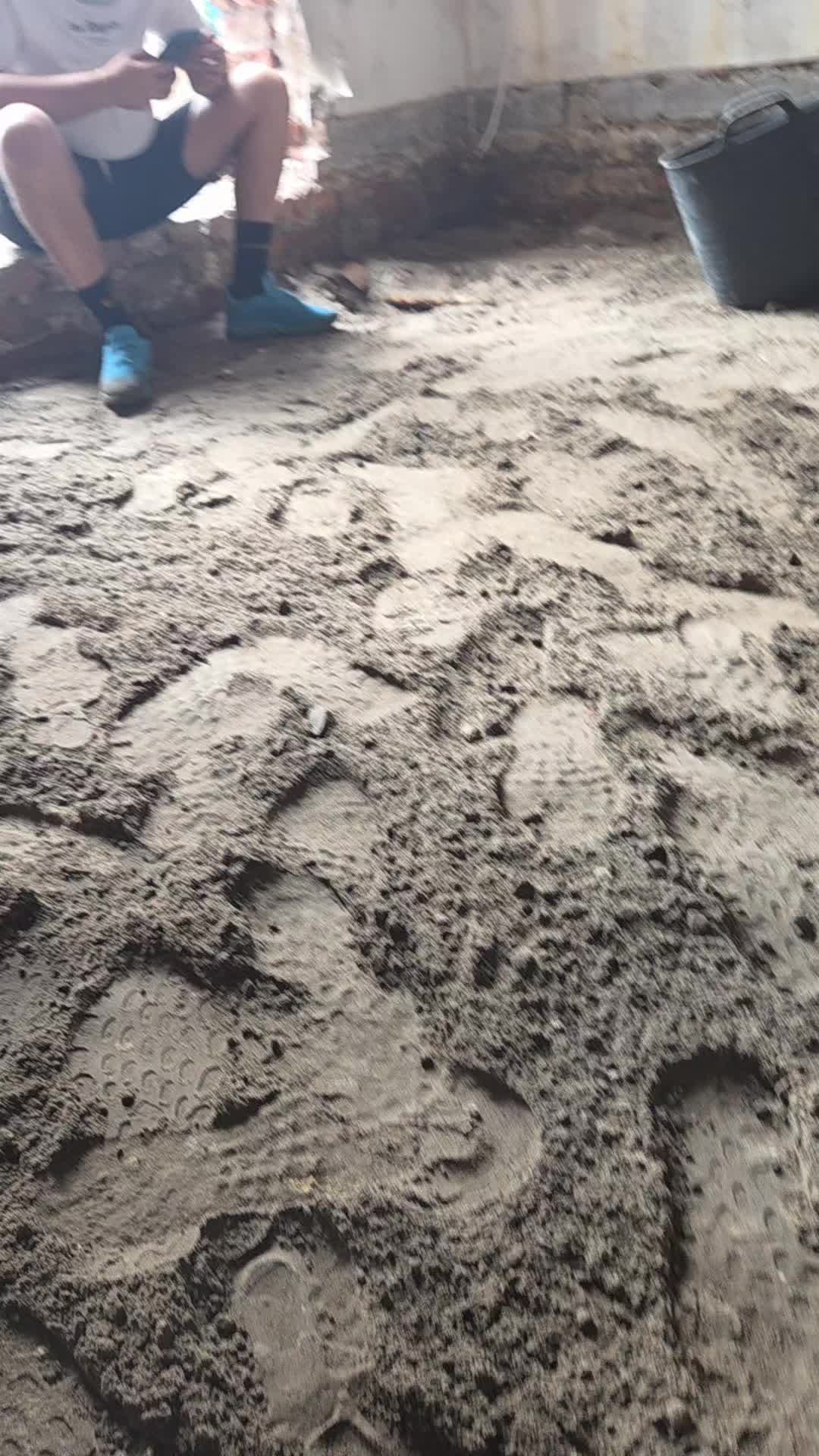 @..
