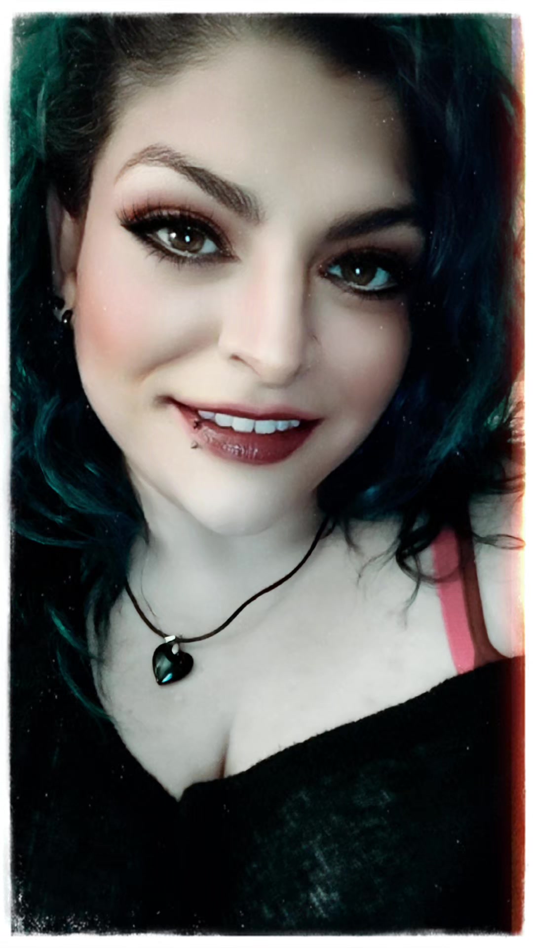 @AdryQuinn