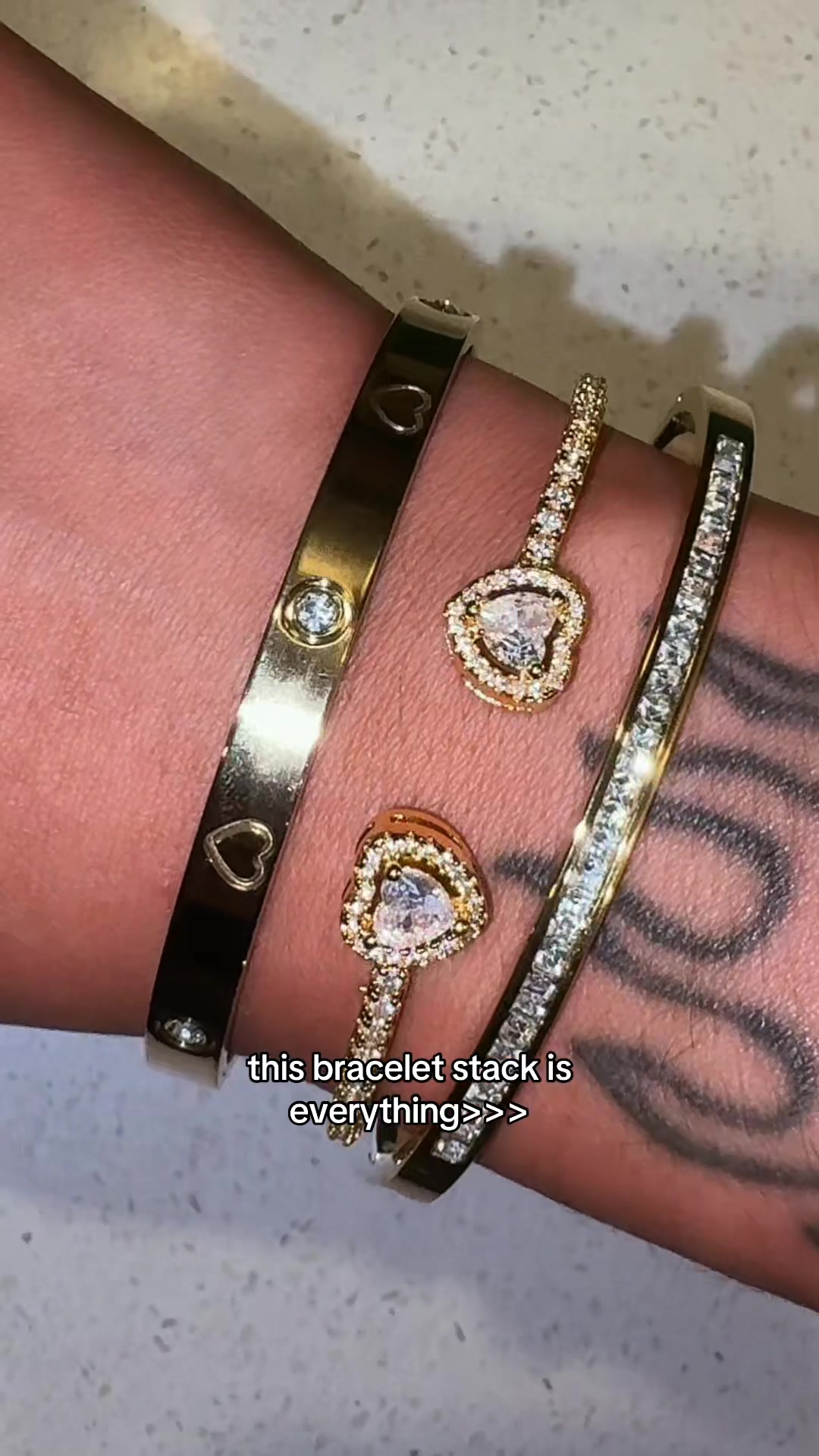 @♡𝓗𝓮𝓵𝓵𝓸 𝓴𝓲𝓽𝓽𝔂♡