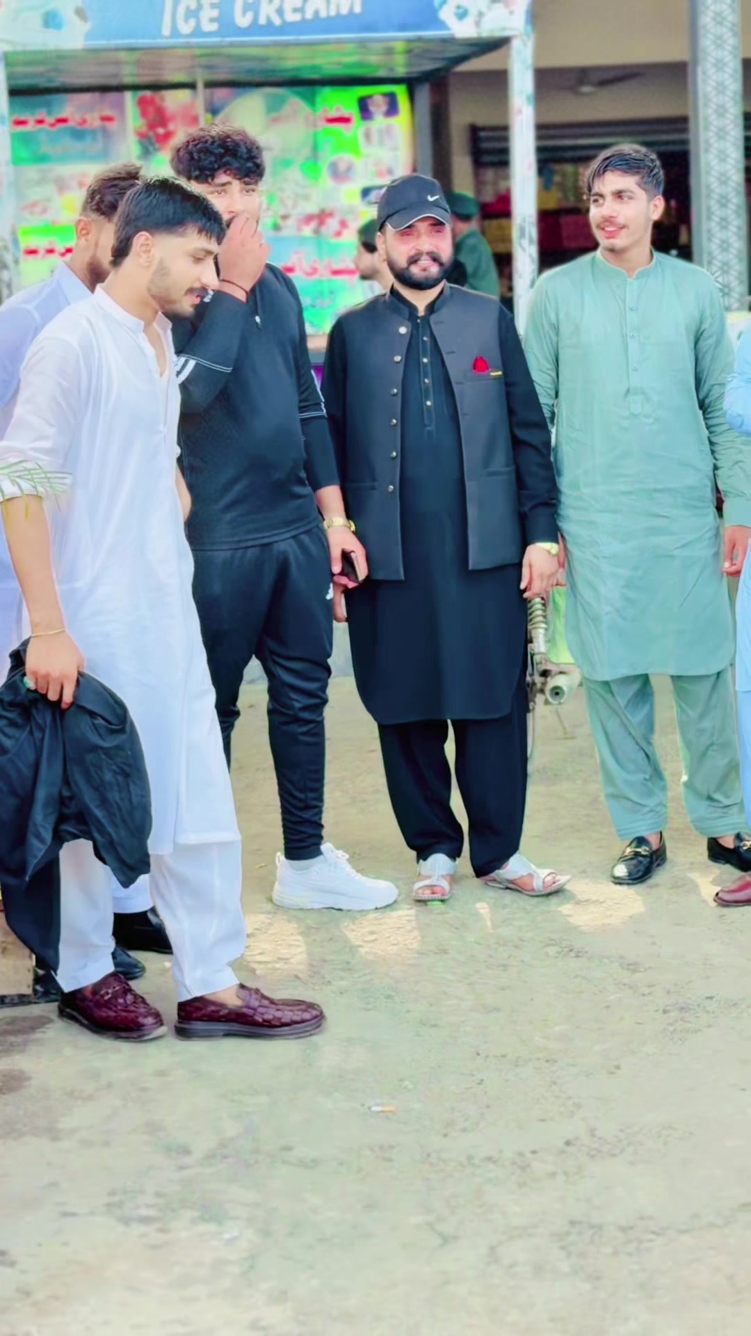 @ملک کاشف💯🦅