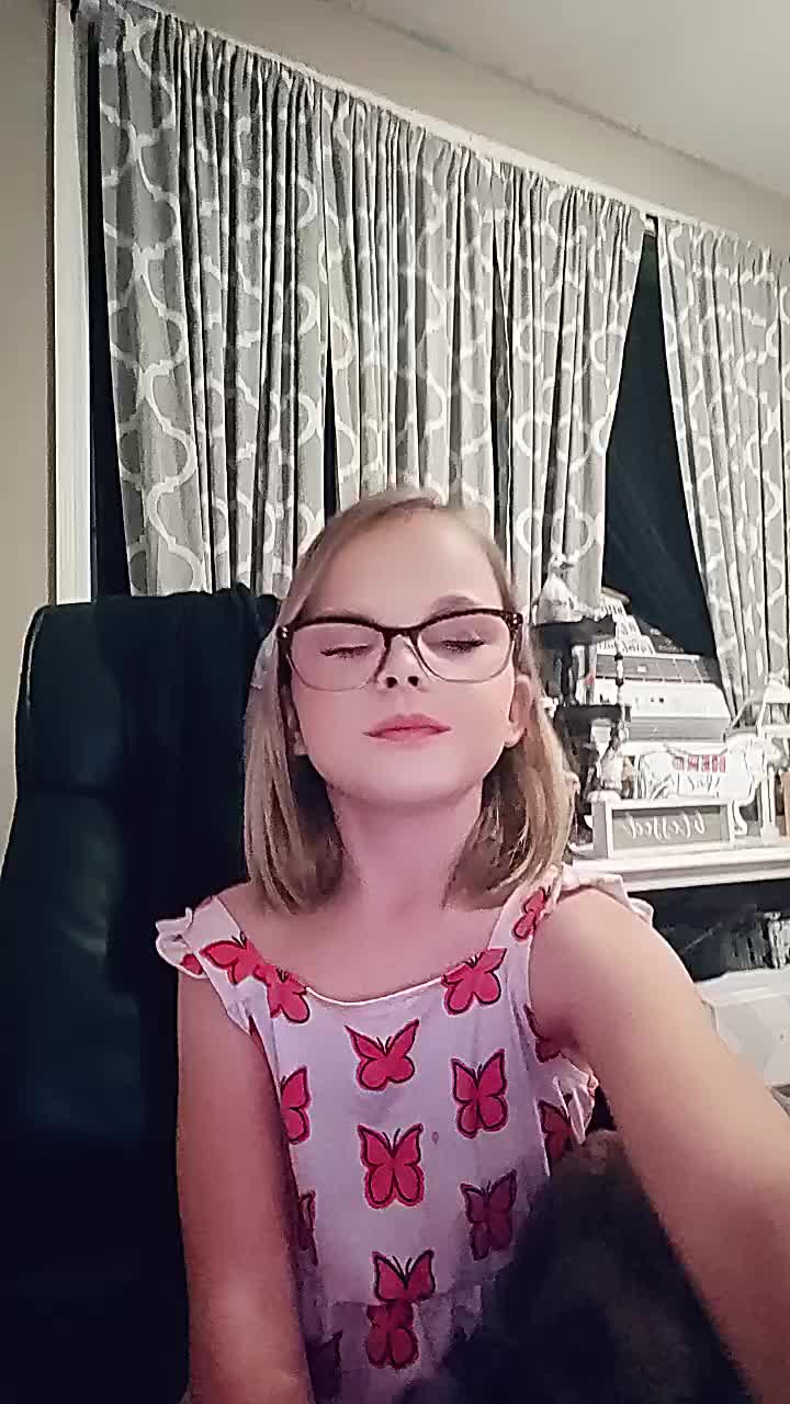 @CaseyRenee❌