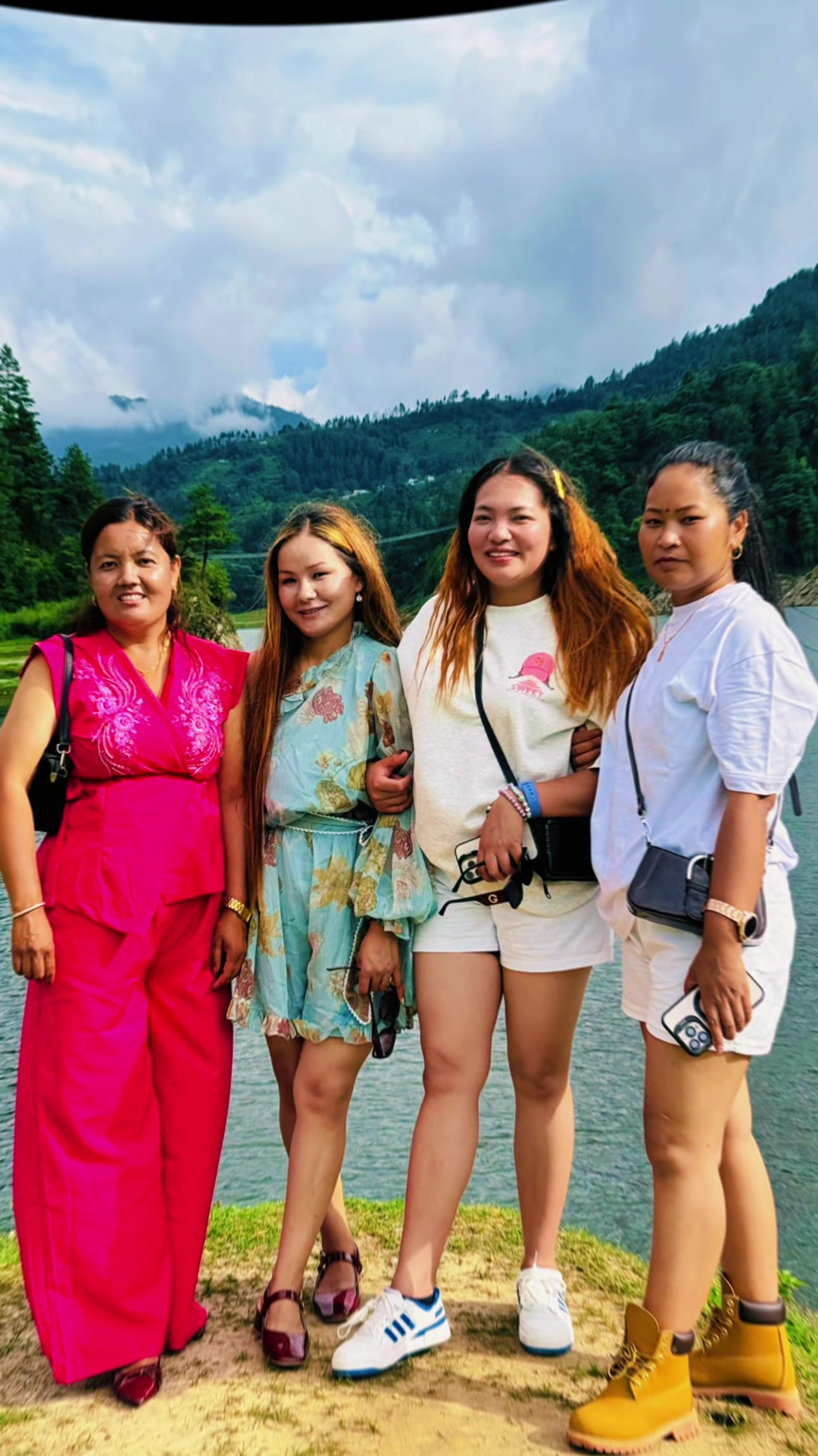 @Preety_ Moktan