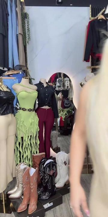 @Vicky Fitfashion