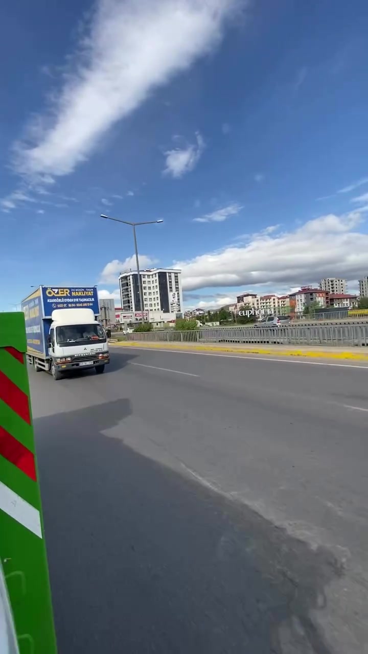 @*&Ouml;ZER*