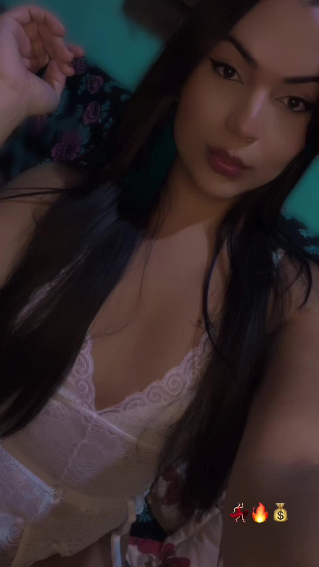 @paollaferraz__