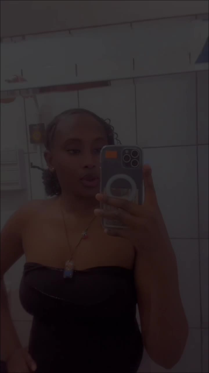 @Jenny🦋꧂🍒(nails and lashes)