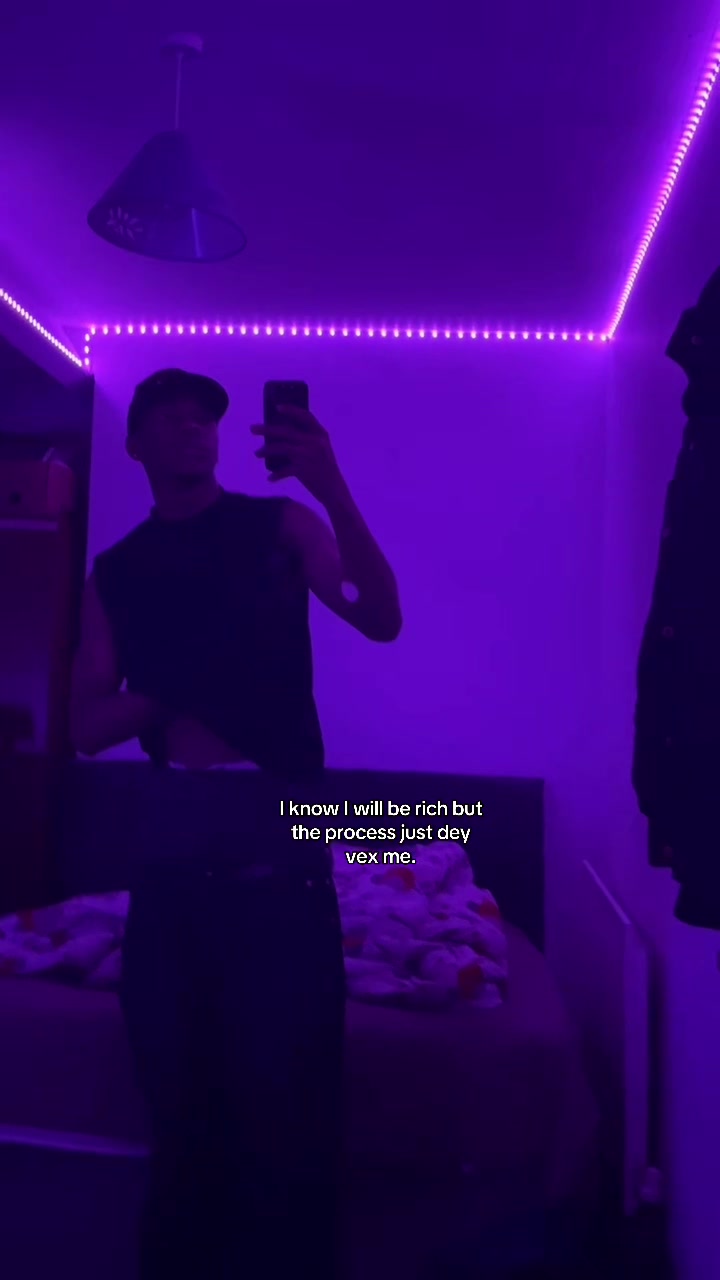@JESUS 1s KinG