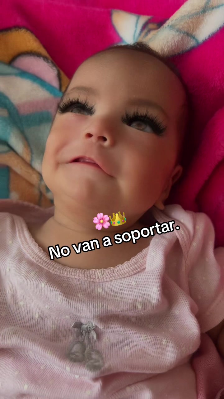 @👑🌸KERLLY🌸👑