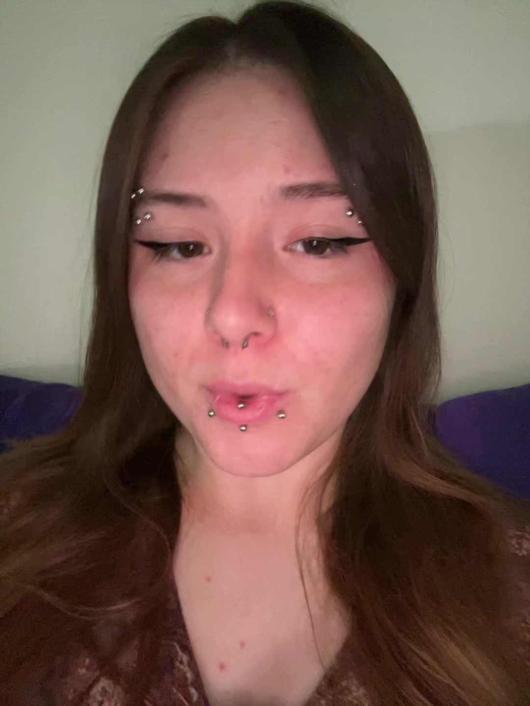 @frostypurplenug420