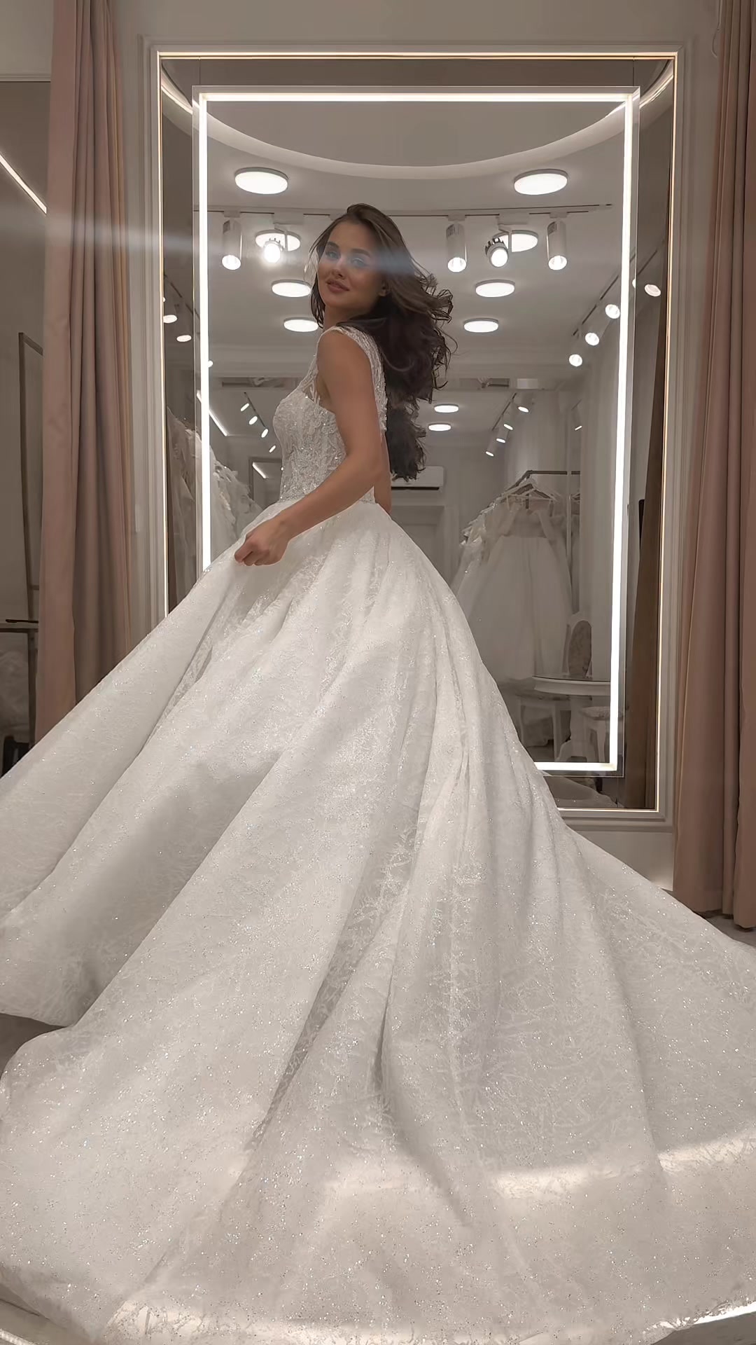 @vio.wedding.dresses