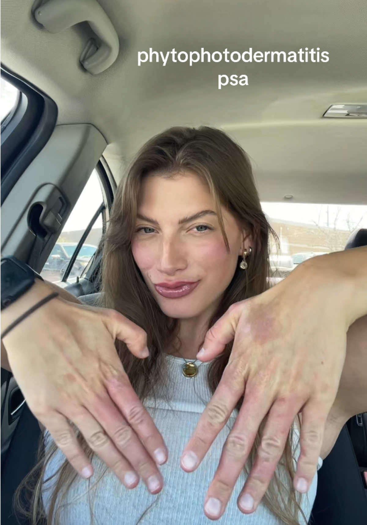 @mustachefanaccount