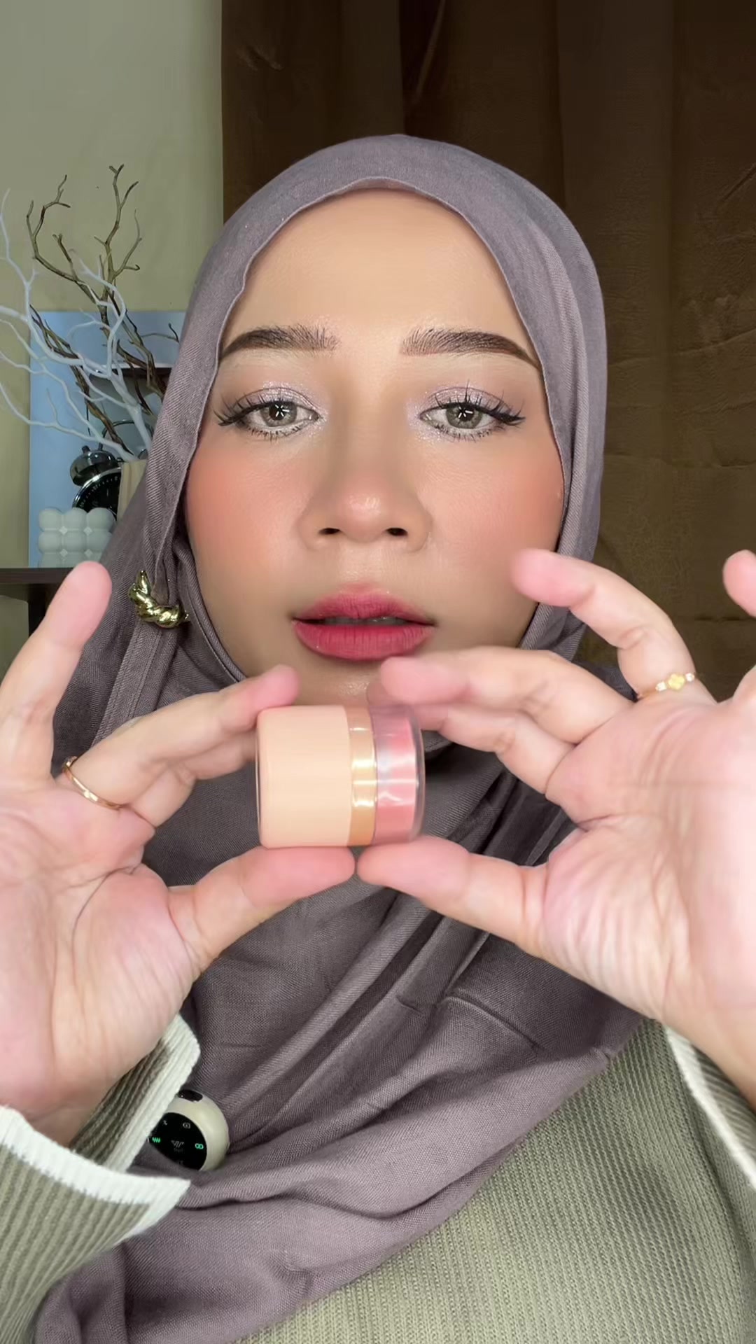 @Anis Yunia Akbar (AYA)