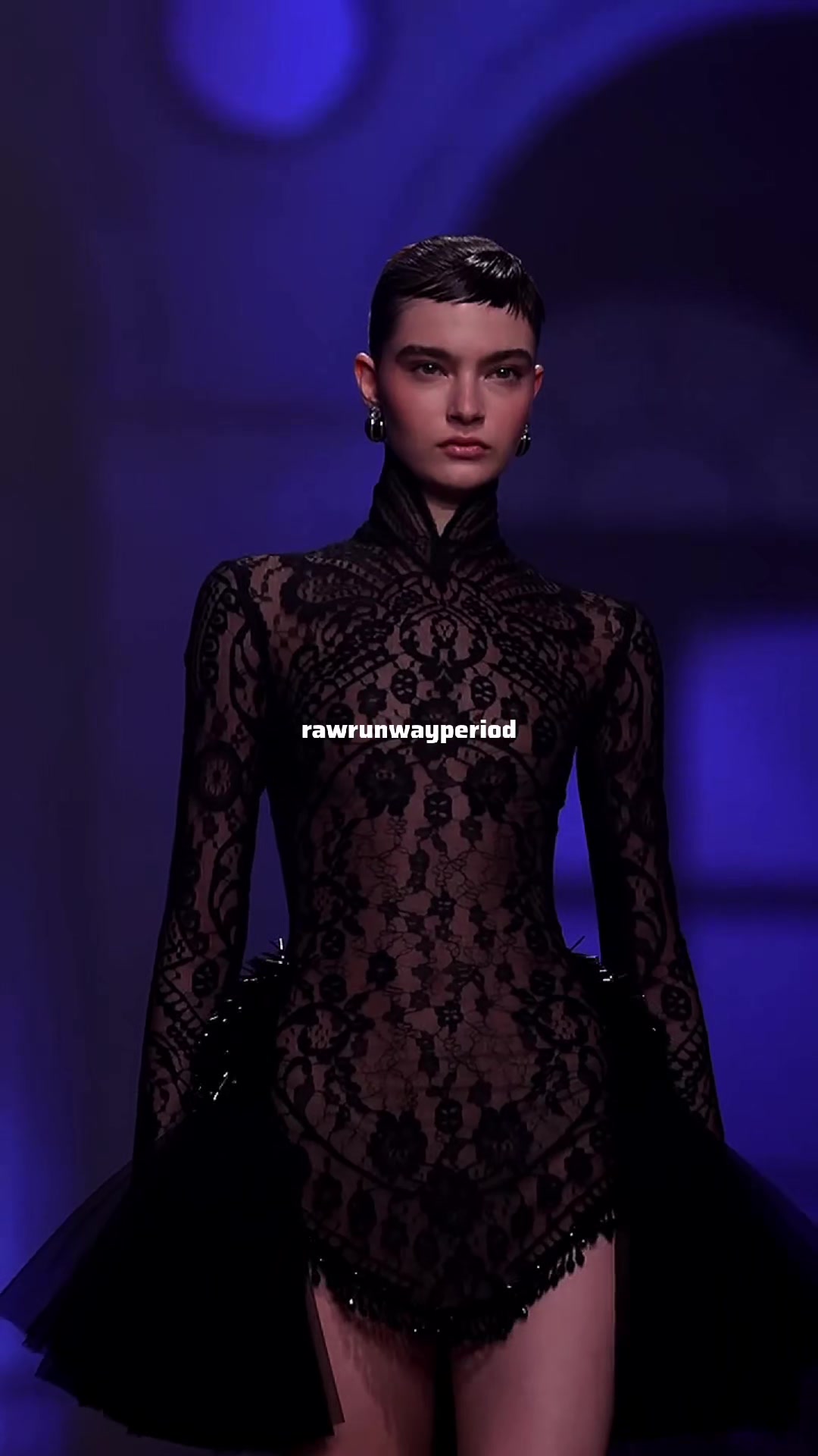 @RawRunway.