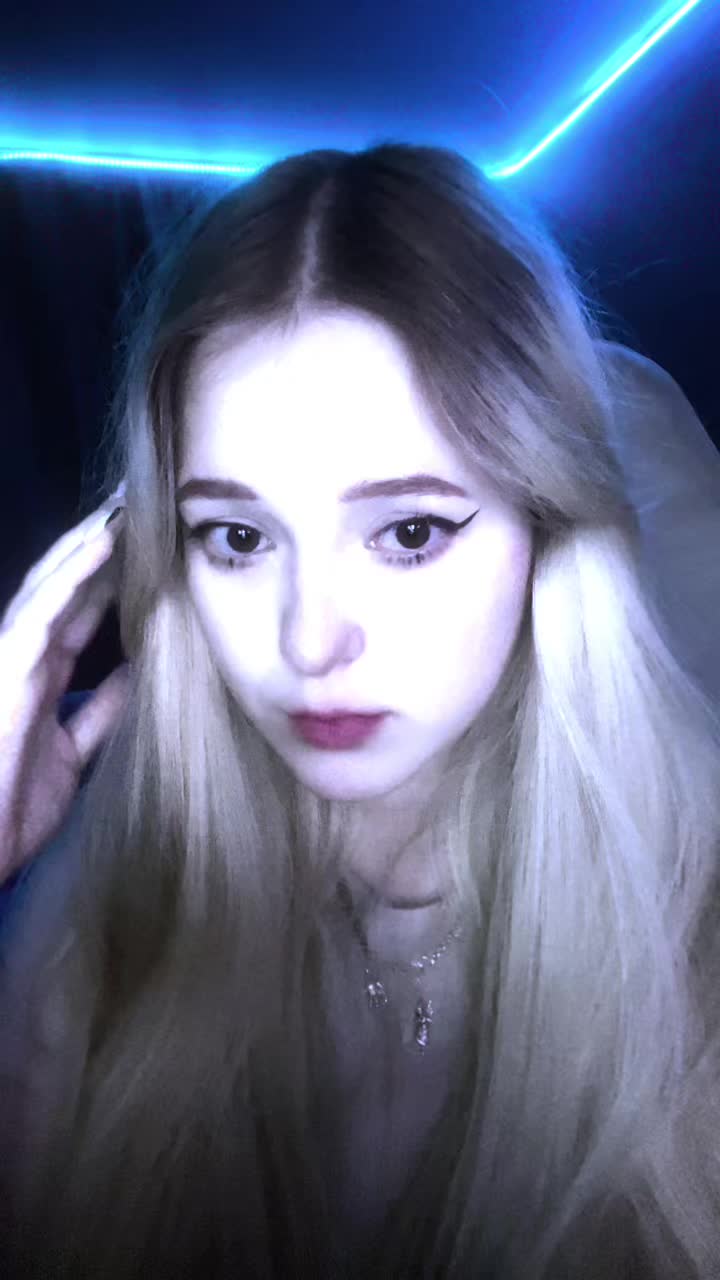 @Purrlidonna