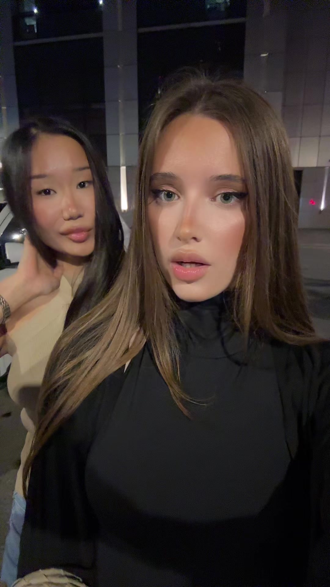@Karina