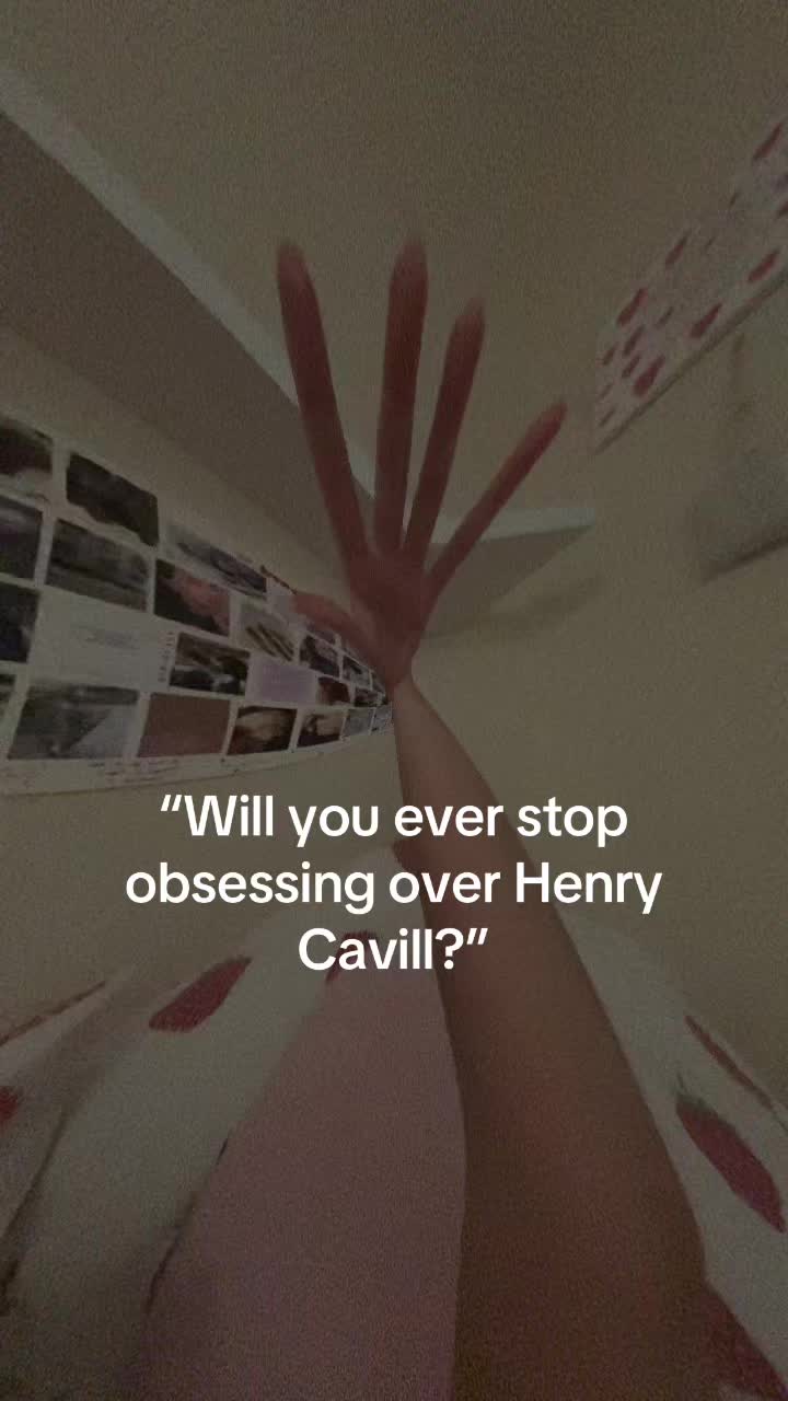 @ellamacraee_