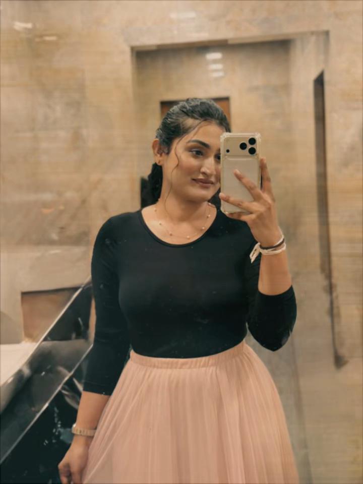 @Nithya devindi official