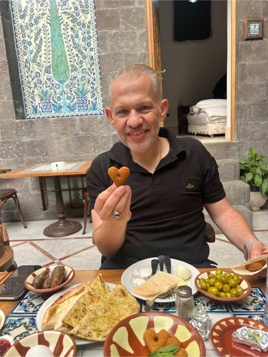 @safeer_elmansaf اياد وشمعه