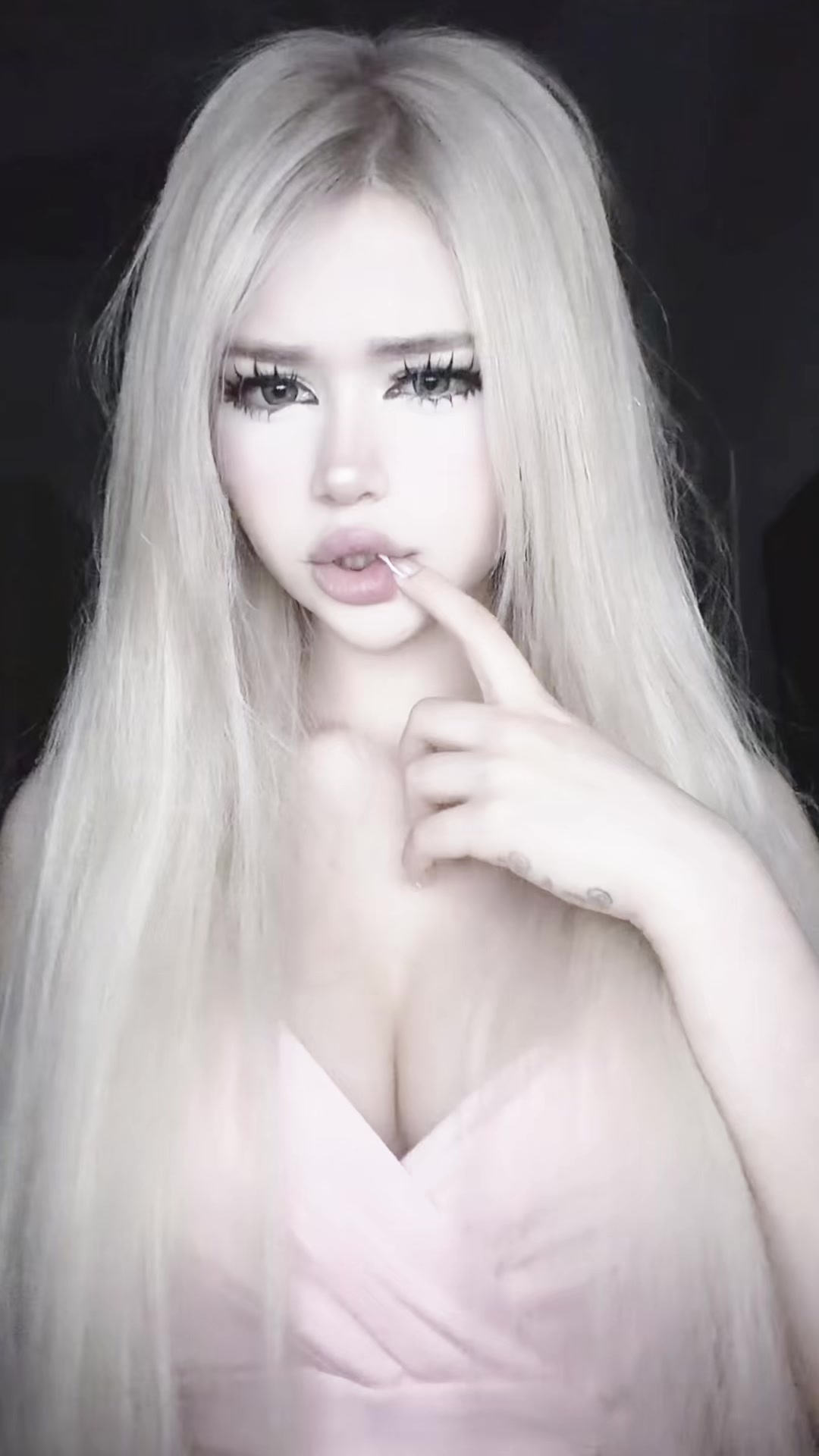 @𝐴𝑛𝑔𝑒𝑙 ⌖