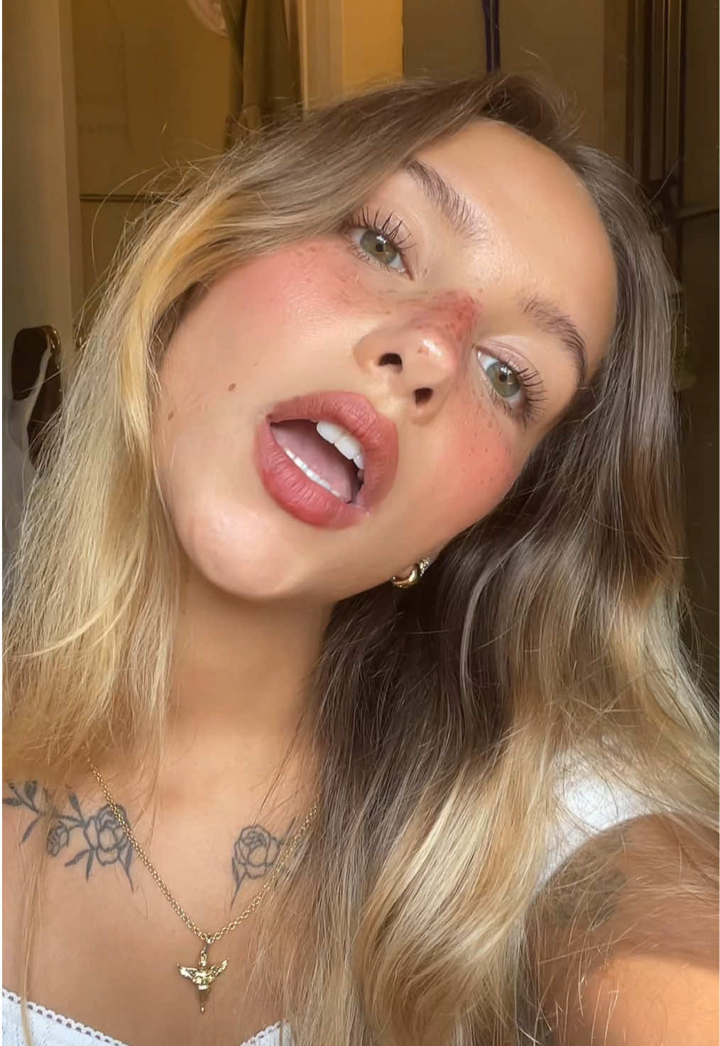 @🌊🌺𖤓chey𖦹🥥 🐚