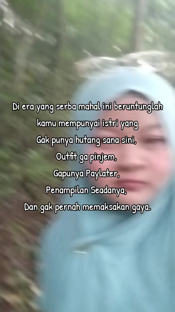 @momhie