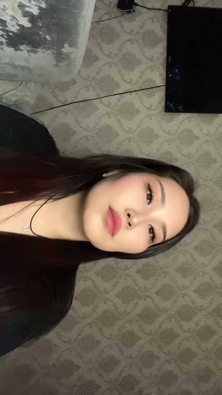 @AyzaS