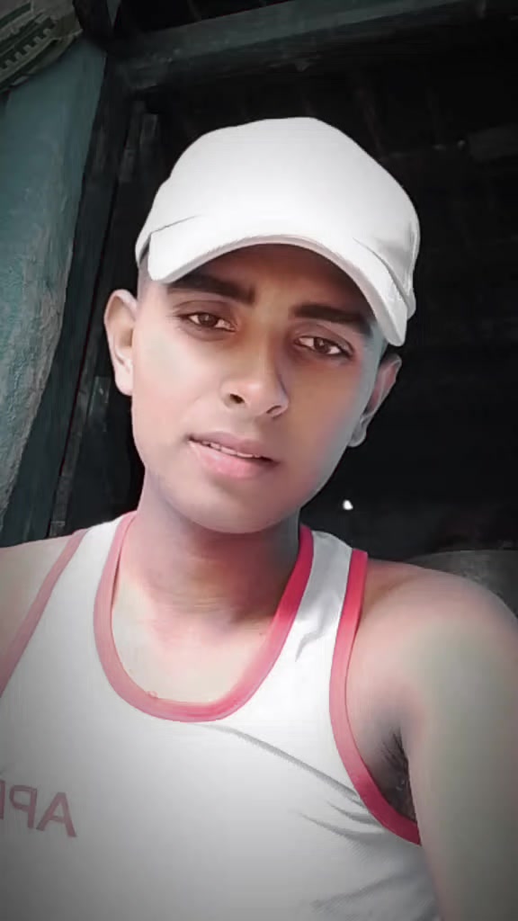 @👉⚔️: LAHURE BOY🇳🇵👈