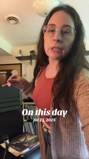 @Momme