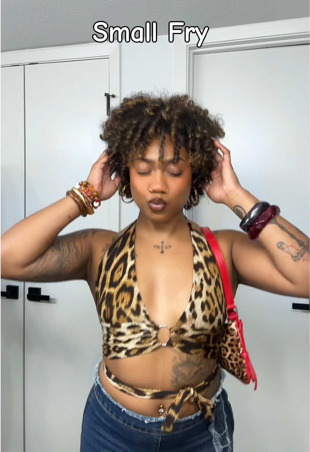@curlybeviie