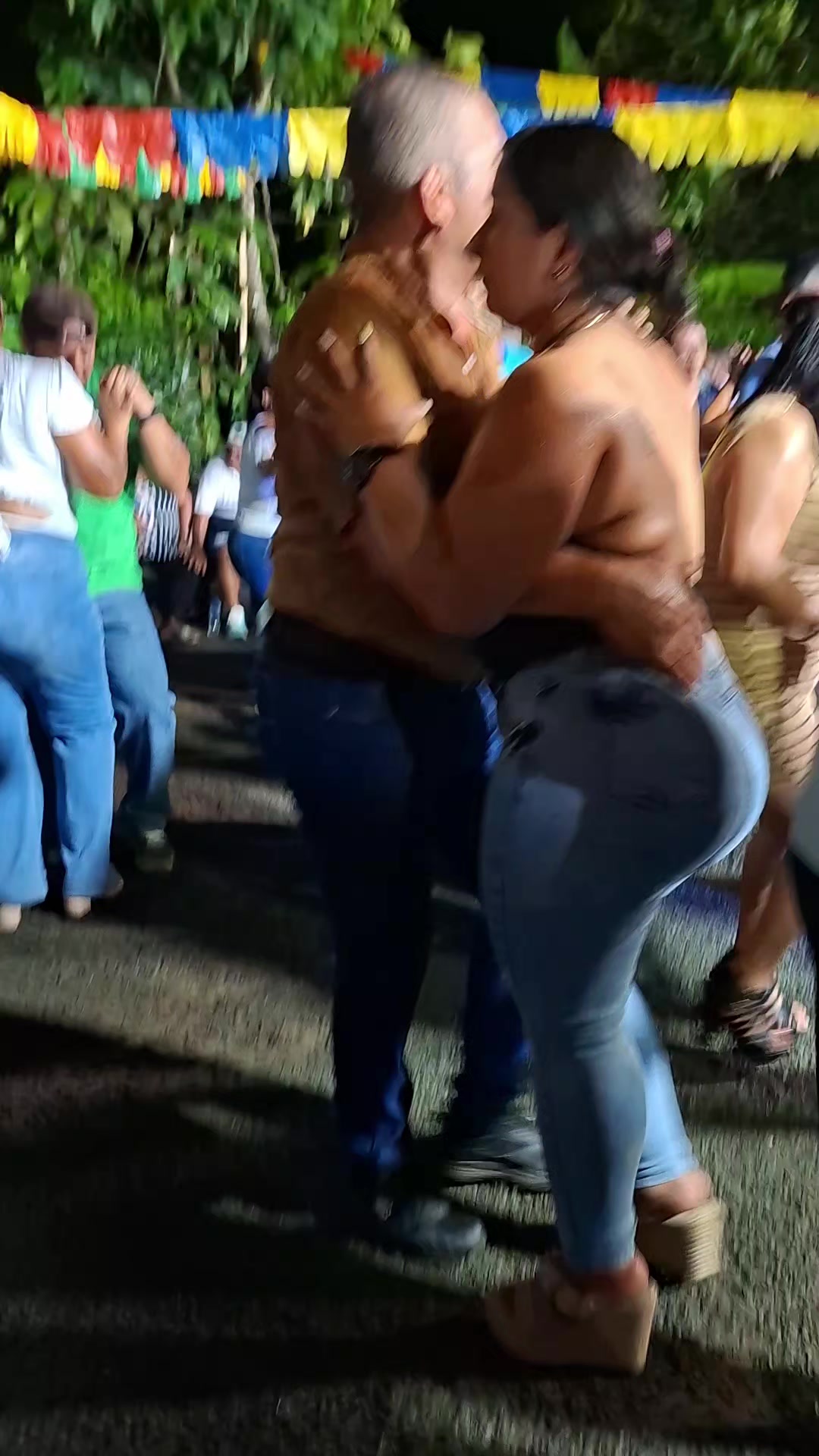 @Alondra