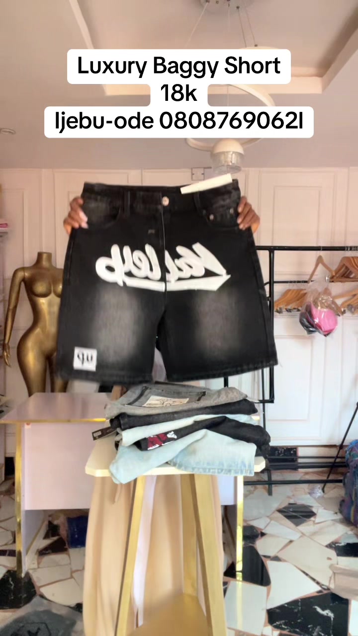 @Flakky Vogue Collections