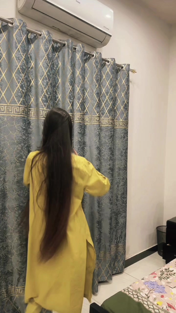 @علیشاء ملک 🦋