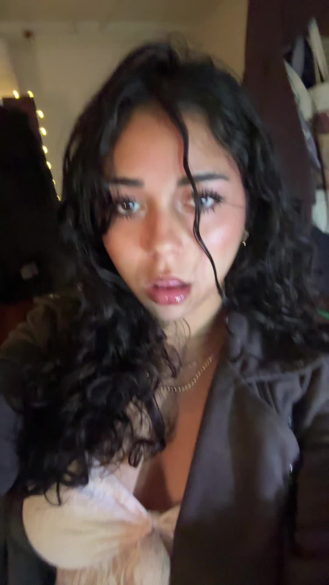 @yourehot