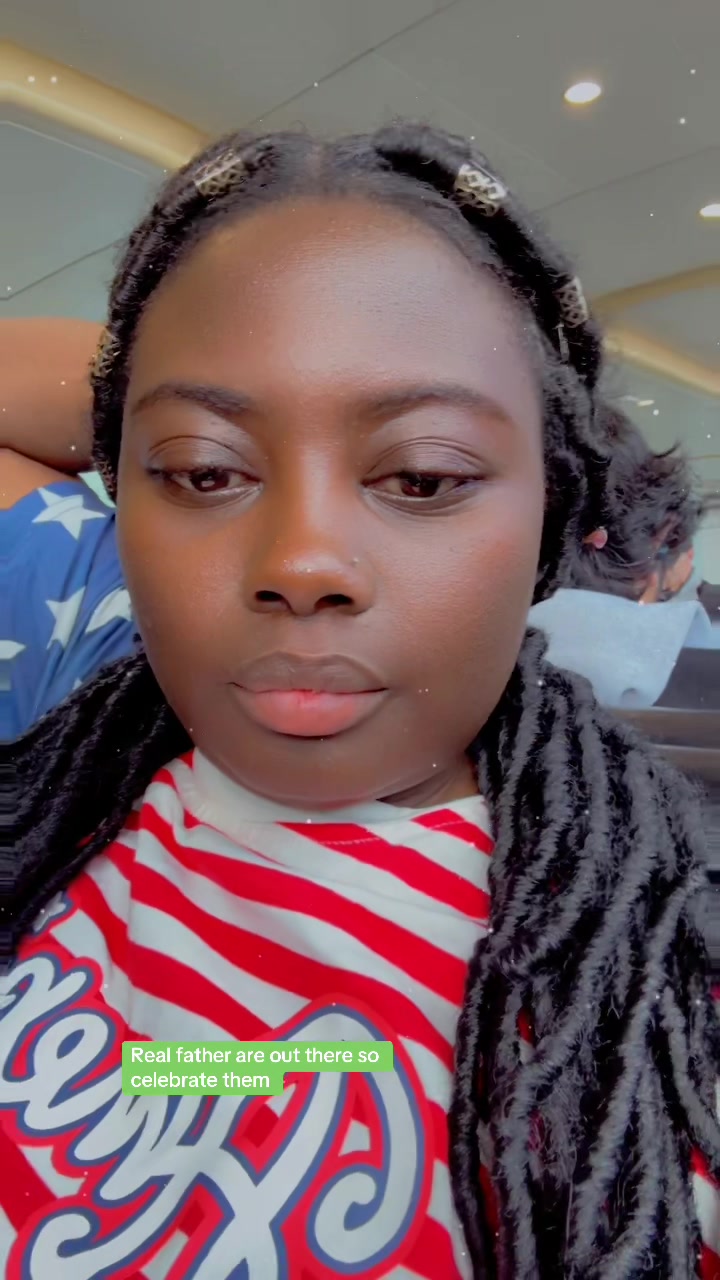 @QueenBee🐝🍓