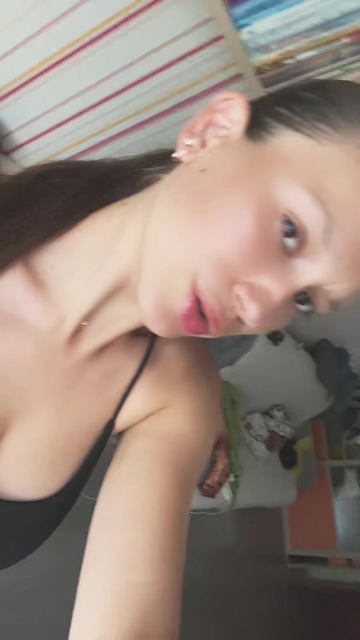 @Вэл