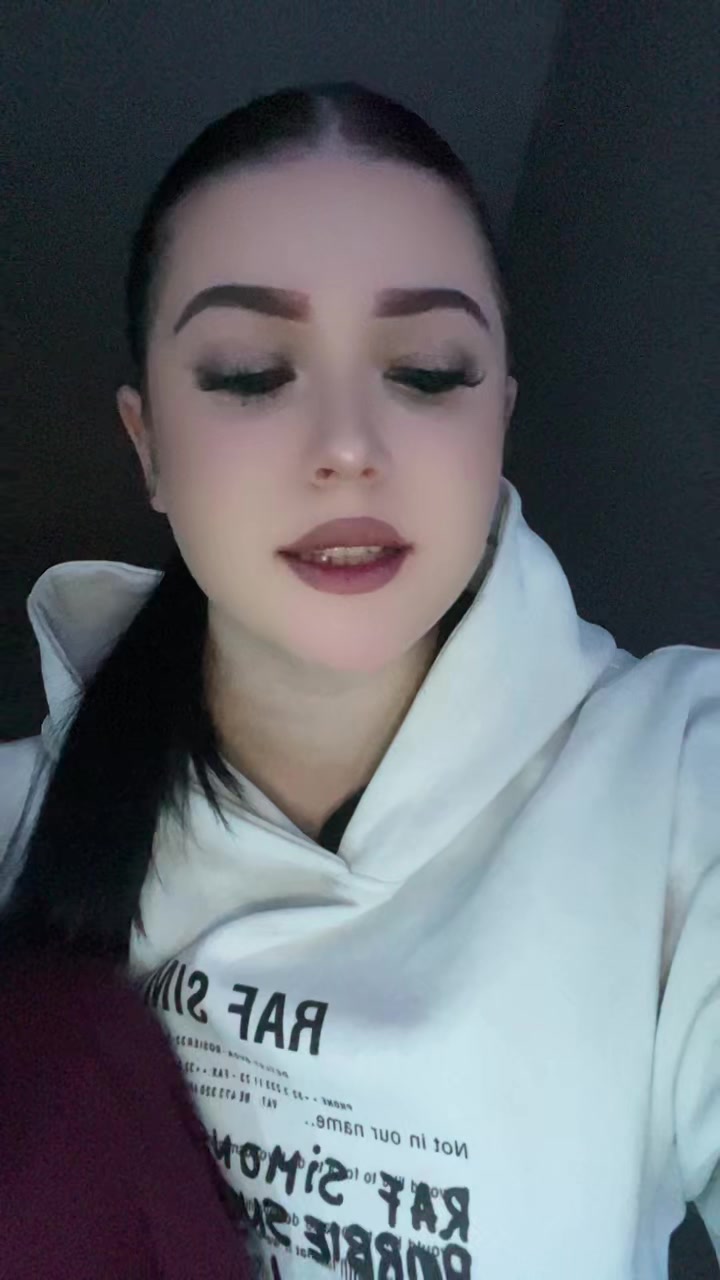 @Настена🐊🐾