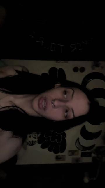 @_kushwiitch_