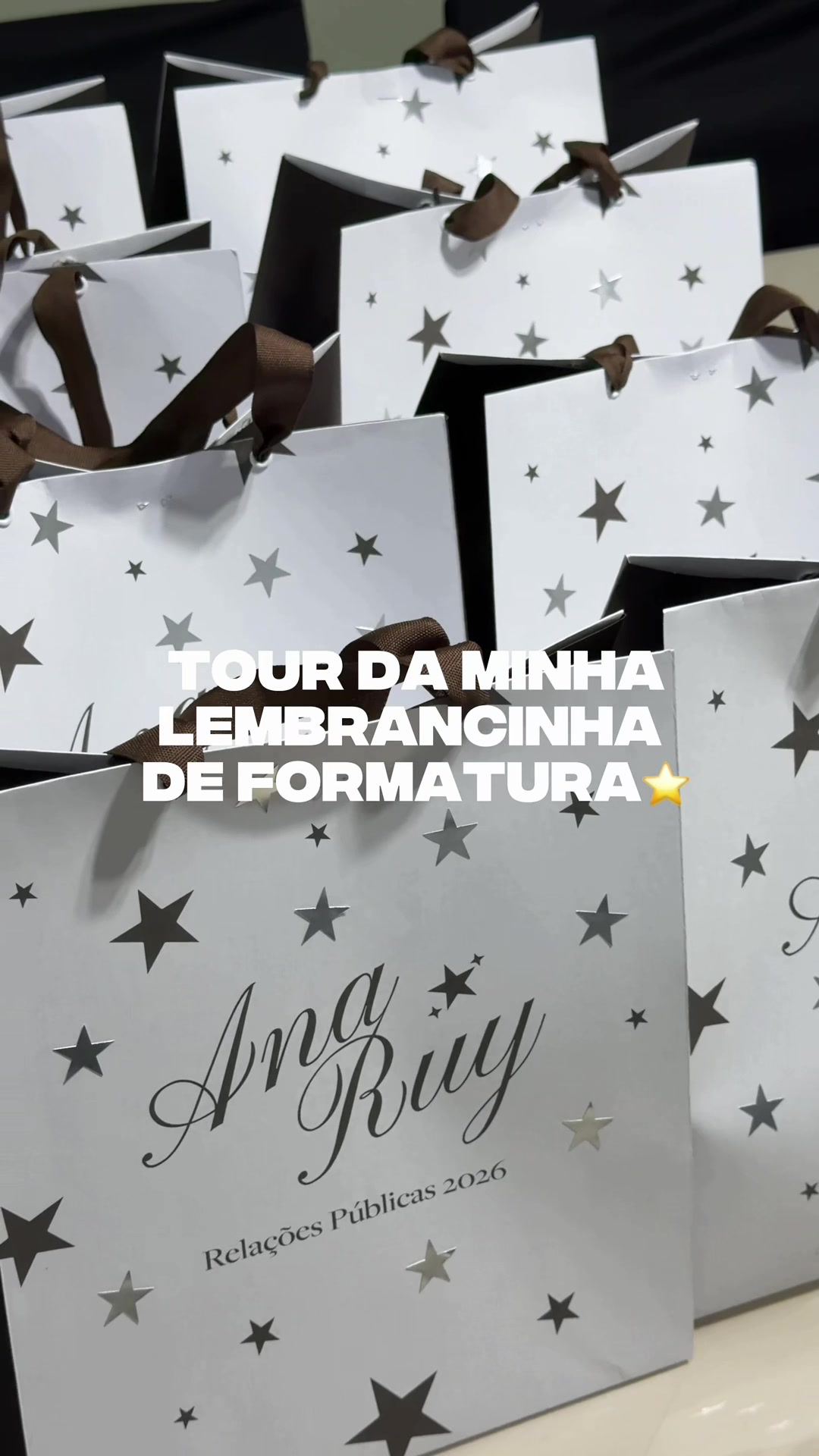 @Ana Ruy