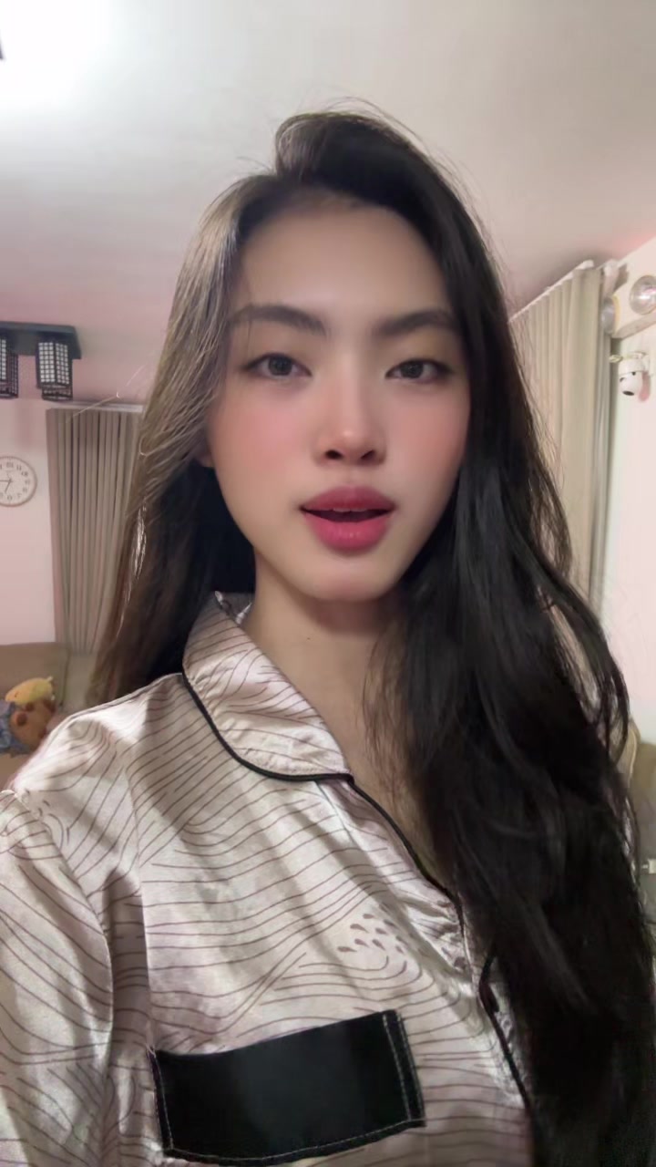 @️