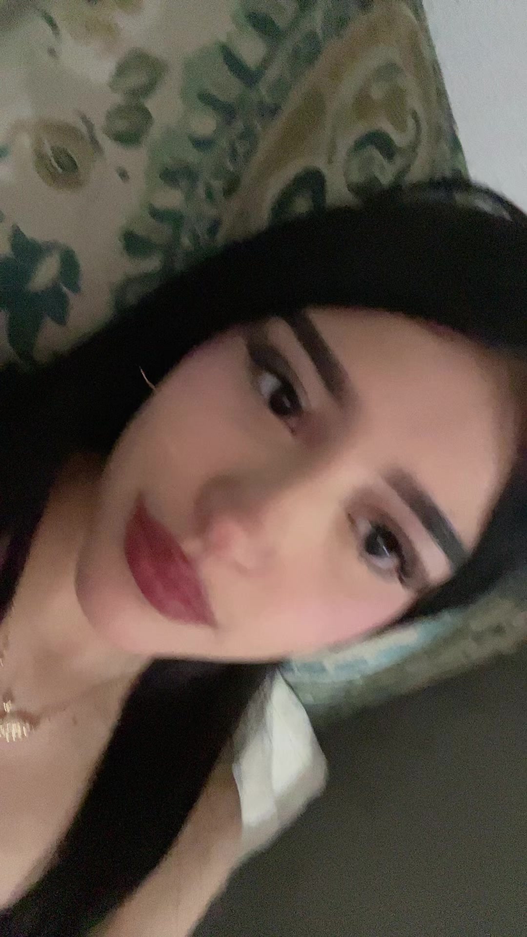 @nicole