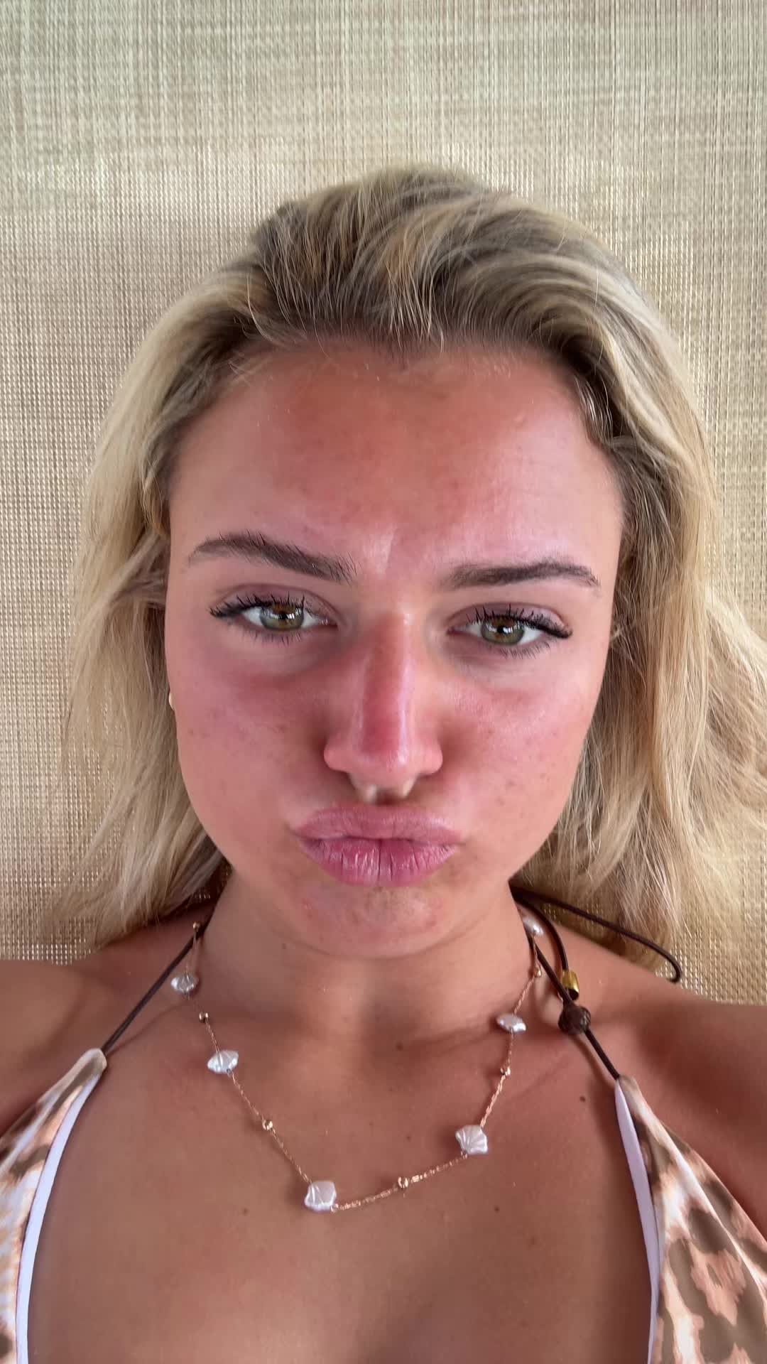 @blondebobgirl