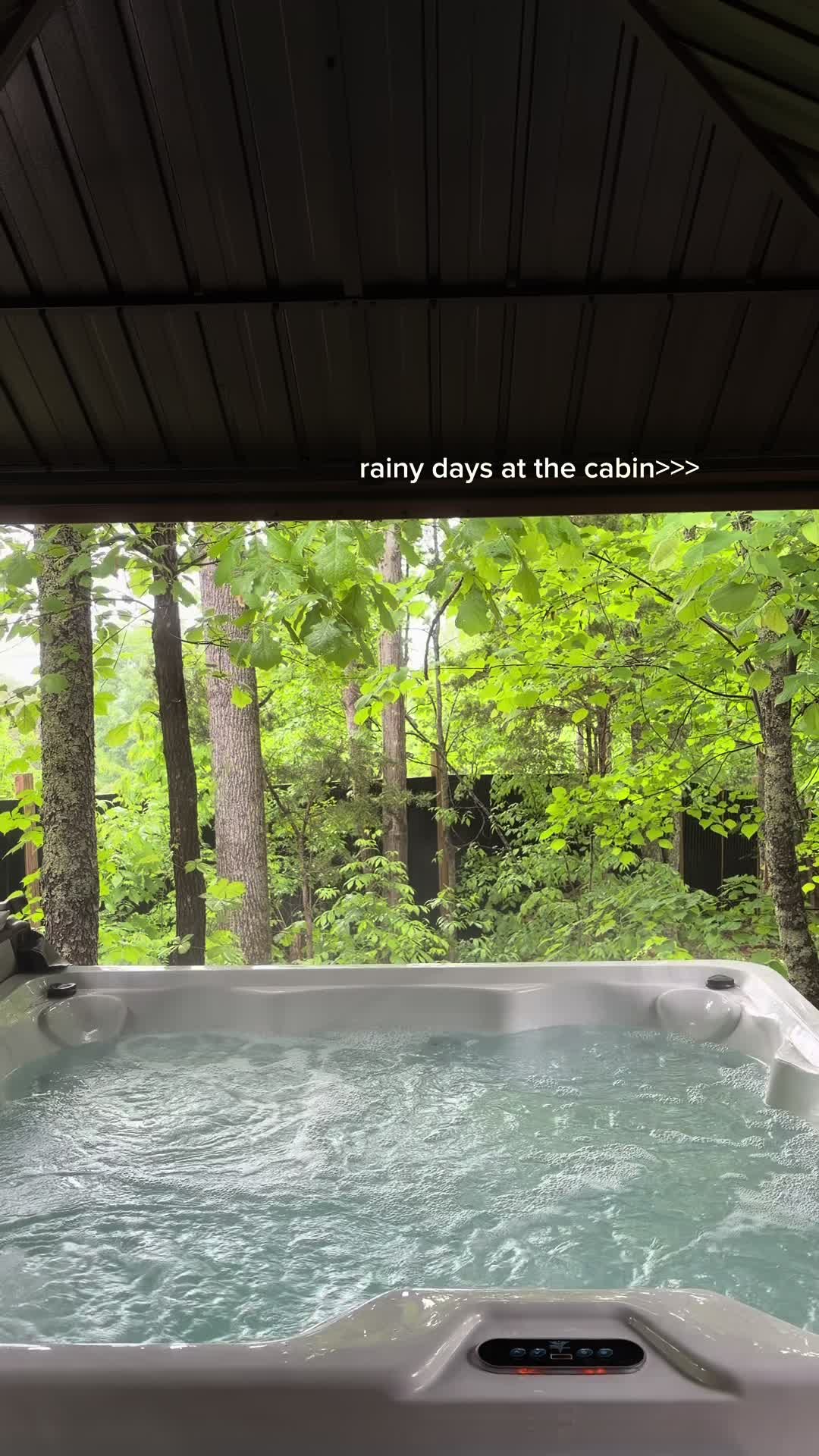 @Luxury Cabin Getaways