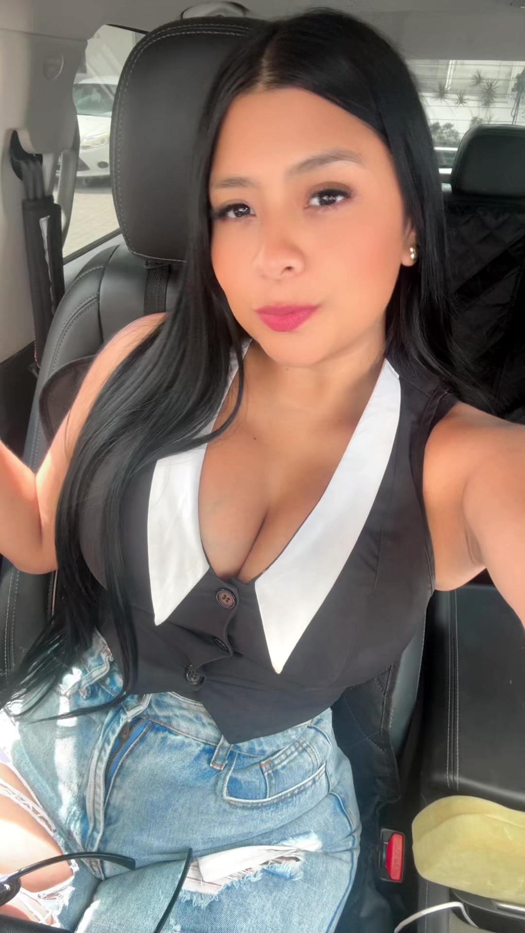 @𝓘𝓷𝓭𝓲𝓻𝓪 𝓿𝓮𝓸𝓻𝓽🎀✨